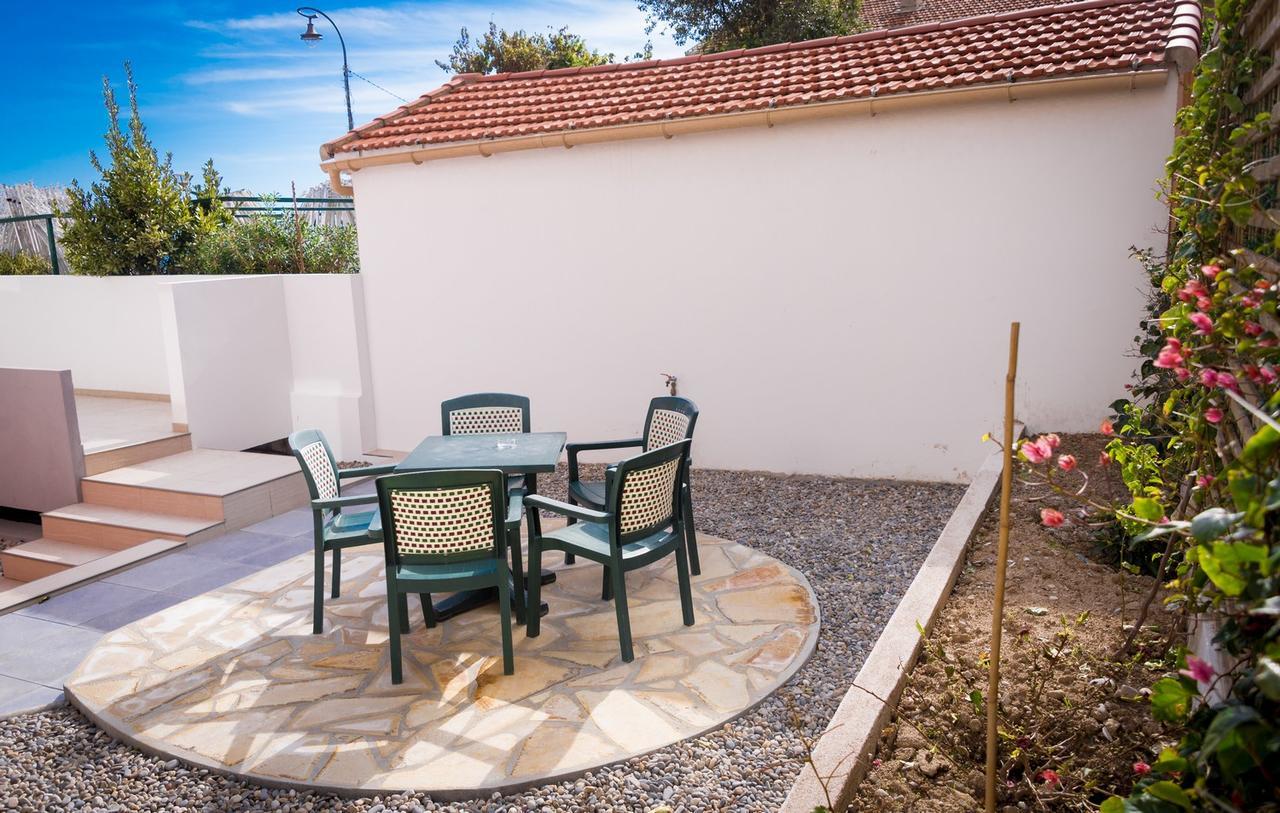 Hotel Et Appartements Reine D'Azur Roquebrune-Cap-Martin Eksteriør billede