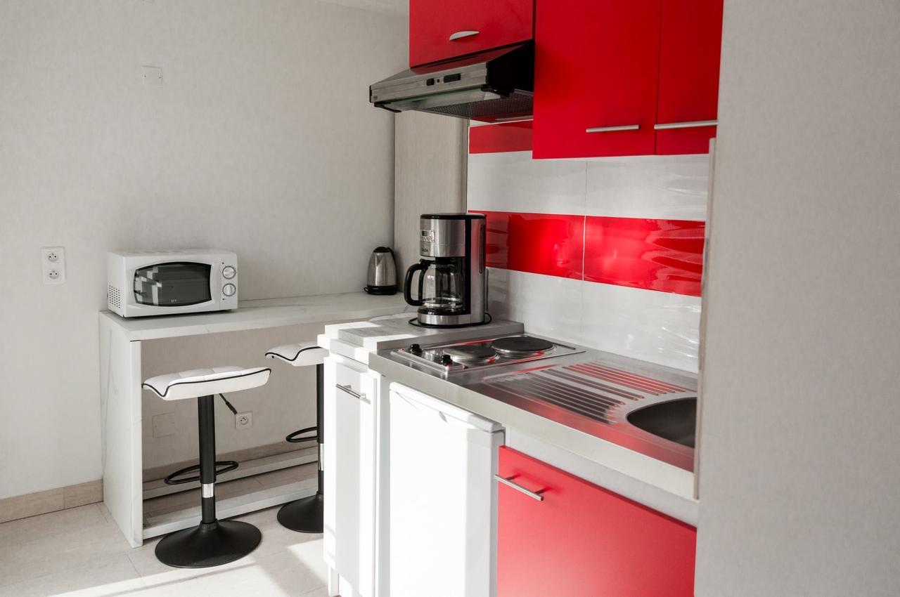 Hotel Et Appartements Reine D'Azur Roquebrune-Cap-Martin Eksteriør billede