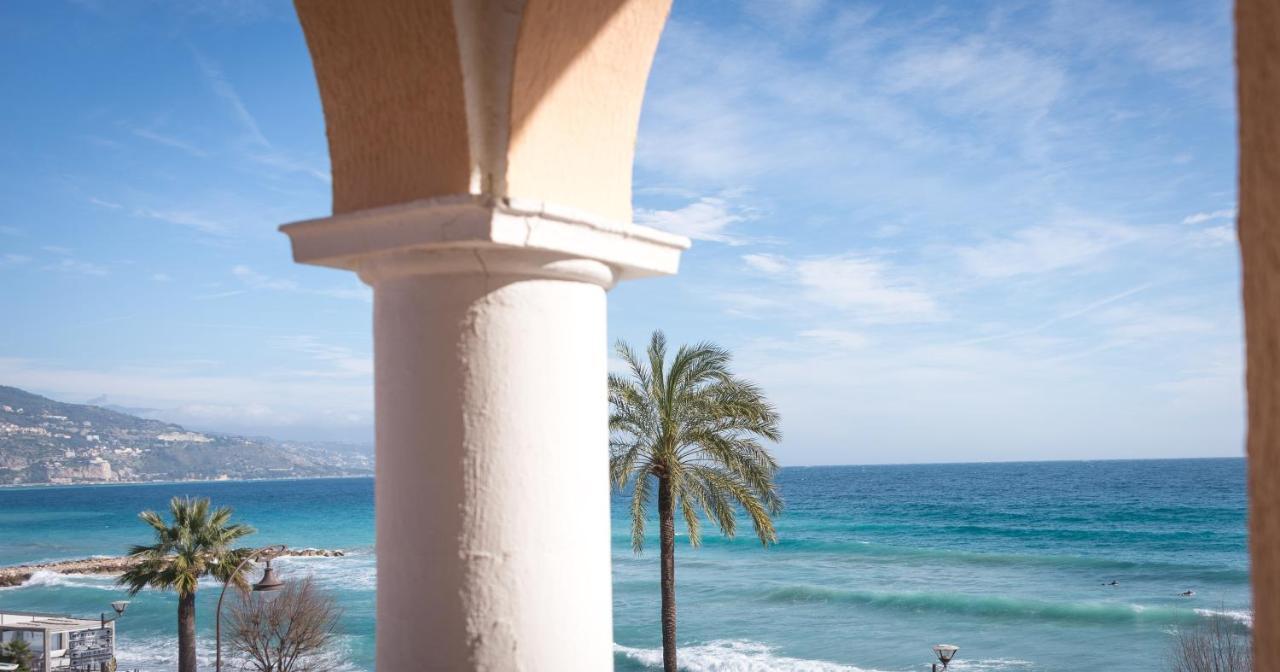 Hotel Et Appartements Reine D'Azur Roquebrune-Cap-Martin Eksteriør billede